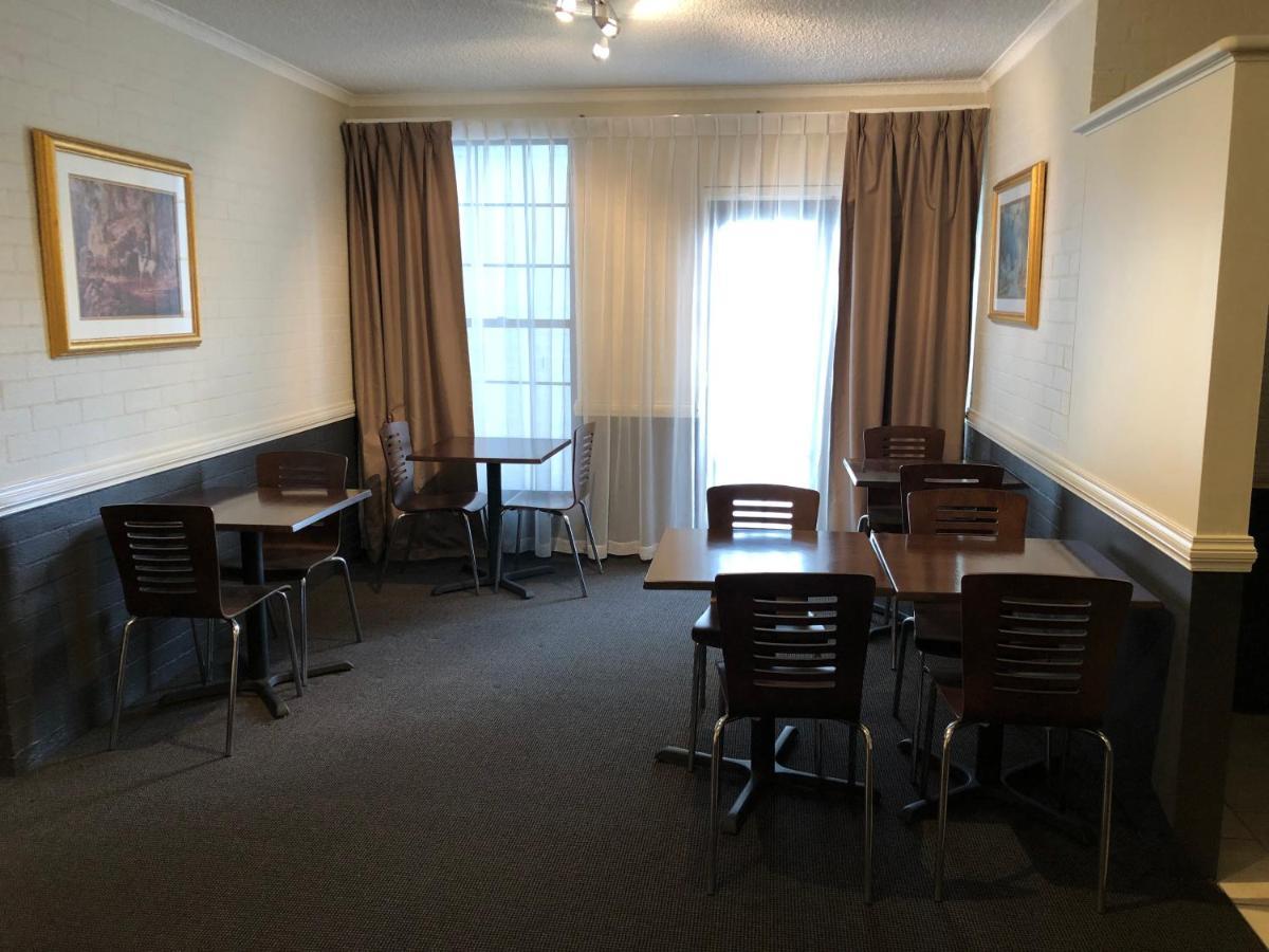 Best Western Coachman'S Inn Motel Bathurst Exteriör bild