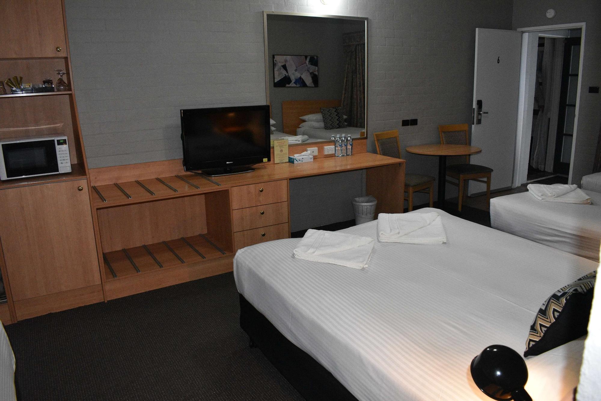 Best Western Coachman'S Inn Motel Bathurst Exteriör bild