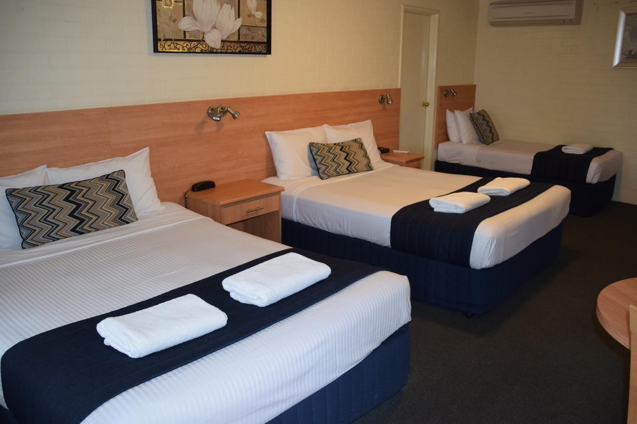 Best Western Coachman'S Inn Motel Bathurst Exteriör bild