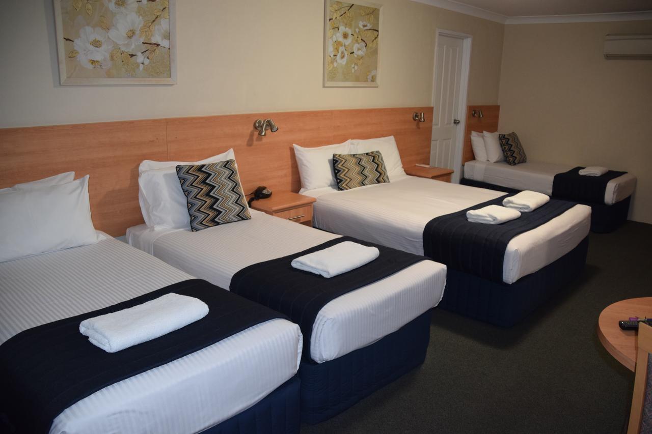 Best Western Coachman'S Inn Motel Bathurst Exteriör bild
